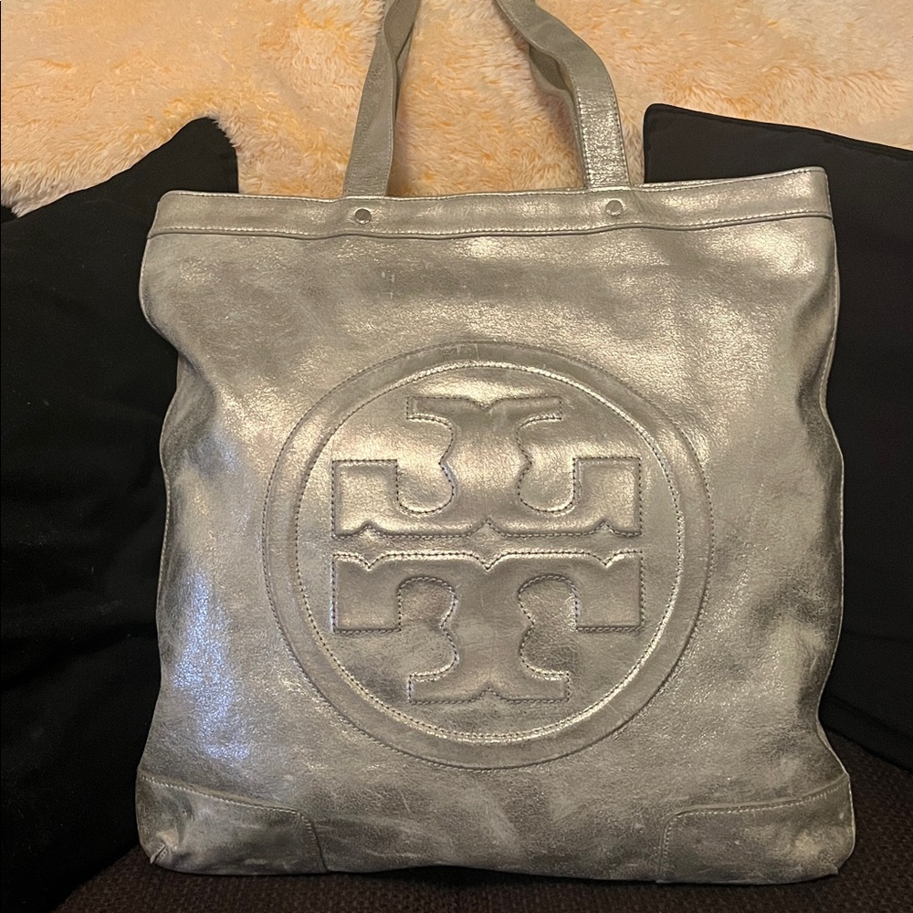 Tory Burch leather Tote🩶